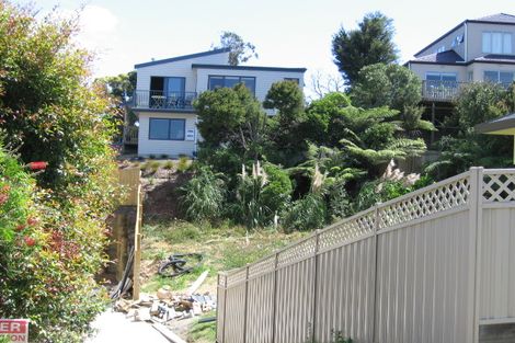 Photo of property in 21 Mariners View Road, Beach Haven, Auckland, 0626