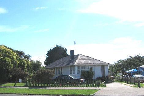 Photo of property in 72 Farringdon Street, Glen Innes, Auckland, 1072