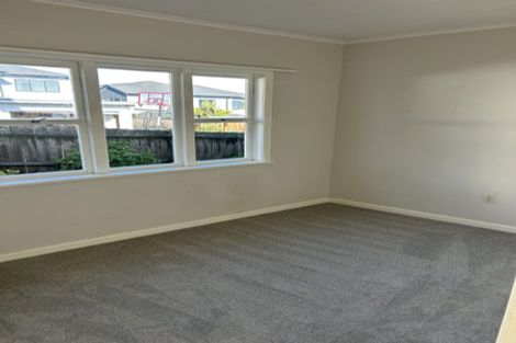 Photo of property in 1/5 Arran Road, Browns Bay, Auckland, 0630
