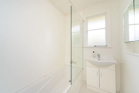 Photo of property in 572 Pioneer Highway, Highbury, Palmerston North, 4412