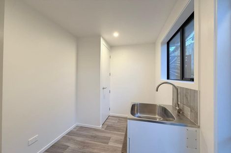 Photo of property in 30c Russell Road, Manurewa, Auckland, 2102