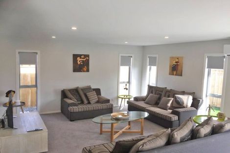 Photo of property in 18 Tarata Grove, Lansdowne, Masterton, 5810