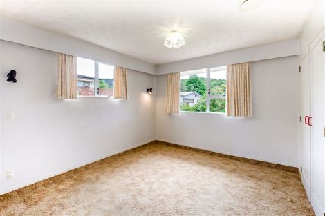 Photo of property in 13 Hookway Grove, Paraparaumu, 5032