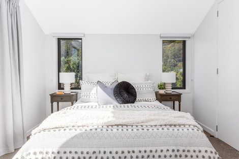 Photo of property in 4/323 Riverside Drive, Waterloo, Lower Hutt, 5011