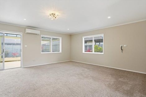 Photo of property in 82 Golden Sands Drive, Papamoa Beach, Papamoa, 3118