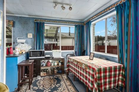 Photo of property in 5 Kentucky Street, Totara Park, Upper Hutt, 5018