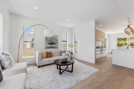 Photo of property in 25 Reserva Crescent, Kumeu, 0810