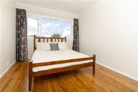 Photo of property in 40 Puriri Street, Helensville, 0800