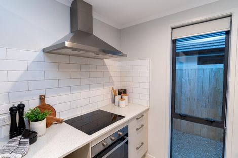 Photo of property in 38 Hills View Drive, Papamoa, 3118