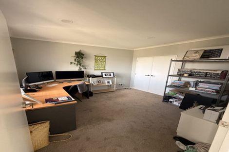 Photo of property in 9 Miharo Crescent, Flagstaff, Hamilton, 3210