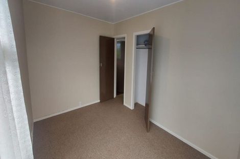 Photo of property in 26 Ray Small Drive, Papakura, 2110