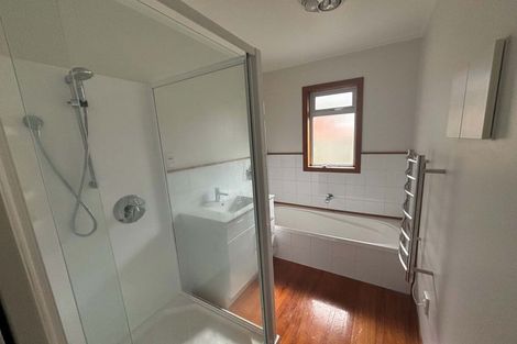 Photo of property in 25 Hillcrest Avenue, Hillcrest, Rotorua, 3015