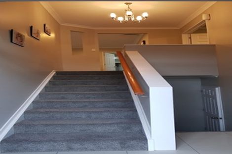 Photo of property in 21 Chadlington Avenue, Henderson, Auckland, 0612