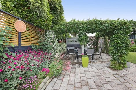 Photo of property in 229a Kenilworth Road, Mayfair, Hastings, 4122