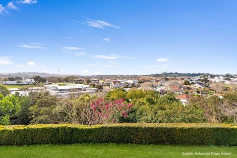 Photo of property in 44 College Street, College Estate, Whanganui, 4500