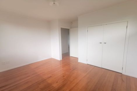 Photo of property in 24 Trojan Crescent, New Lynn, Auckland, 0600