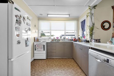 Photo of property in 22 Princes Street, Fitzroy, New Plymouth, 4312