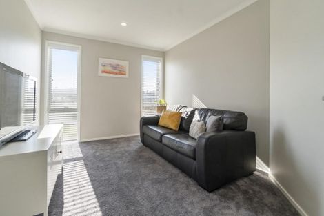 Photo of property in 16 The Landing, Riverhead, 0820