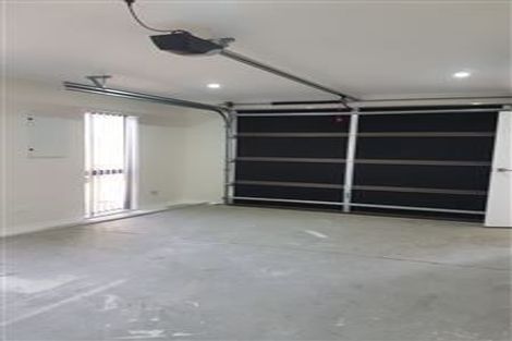 Photo of property in 33 Koroheke Road, Takanini, 2110