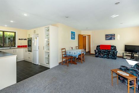 Photo of property in 1/734 Avonside Drive, Avonside, Christchurch, 8061