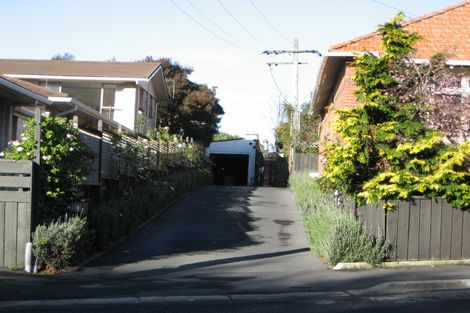 Photo of property in 239 Bay View Road, Saint Clair, Dunedin, 9012