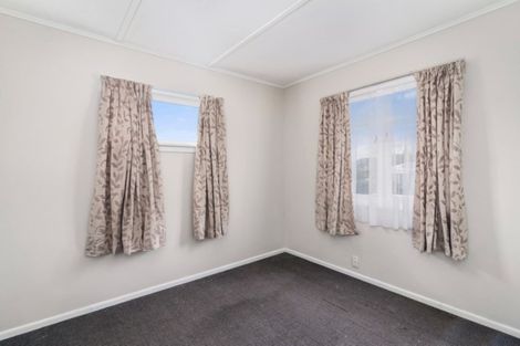 Photo of property in 6 Ross Road, Western Heights, Rotorua, 3015
