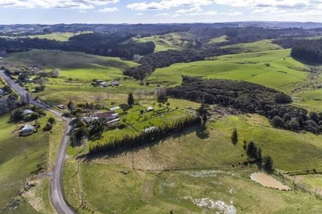 Photo of property in 3 Russell Road, Wainui, Silverdale, 0992