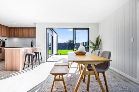 Photo of property in 15 Tiroake Street, Ruakura, 3214