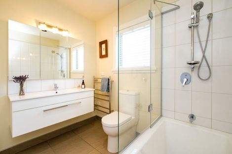 Photo of property in 5 Raven Grove, Havelock North, 4130