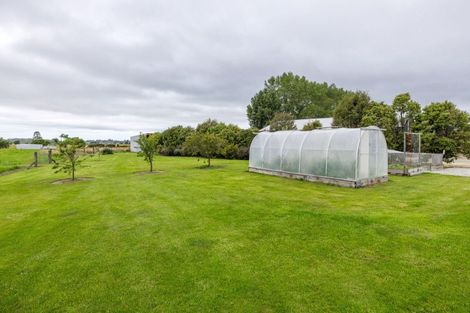 Photo of property in 55 Timaru Road, Waimate, 7924