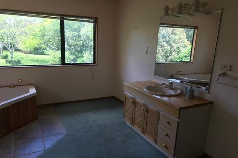 Photo of property in 7 Byron Place, Whalers Gate, New Plymouth, 4310