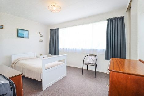 Photo of property in 69 Guy Street, Dannevirke, 4930