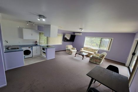 Photo of property in 2/9 Waller Avenue, Bucklands Beach, Auckland, 2012