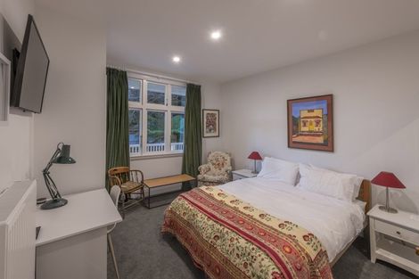 Photo of property in 19 Lower North Terrace, Kelburn, Wellington, 6012