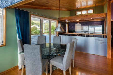 Photo of property in 27 The Parade, Okiwi Bay, French Pass, 7193