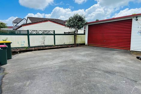 Photo of property in 5 Penruddocke Road, Half Moon Bay, Auckland, 2012