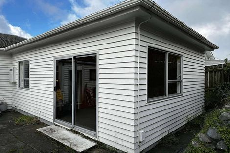 Photo of property in 8 Phillip Street, Johnsonville, Wellington, 6037