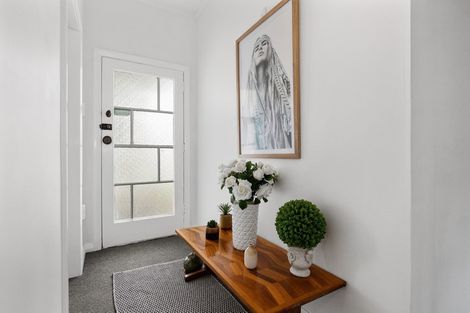 Photo of property in 1 Gilchrist Street, Te Aroha, 3320