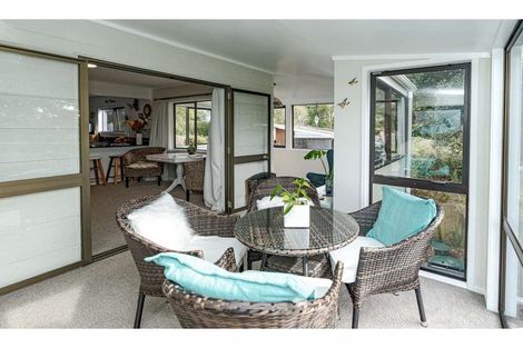 Photo of property in 87 Doves Bay Road, Kerikeri, 0294