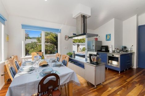Photo of property in 14 Alexander Street, Waikanae, 5036
