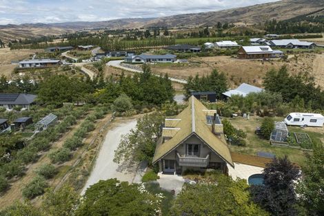 Photo of property in 67 Hall Road, Bannockburn, Cromwell, 9384