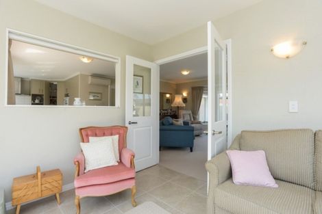 Photo of property in 6 Gregory Grove, Clive, 4102