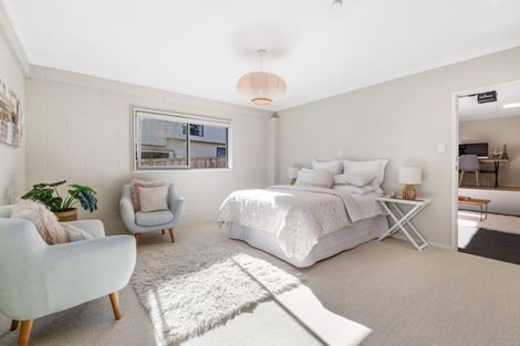 Photo of property in 53 Marellen Drive, Red Beach, 0932
