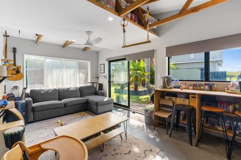 Photo of property in 570b Papamoa Beach Road, Papamoa Beach, Papamoa, 3118