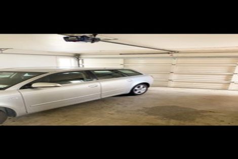 Photo of property in 12c Hobson Street, Thorndon, Wellington, 6011