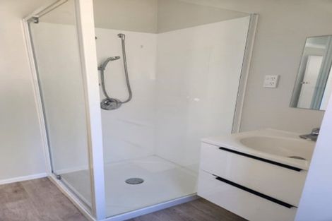 Photo of property in 1 Margan Place, Red Hill, Papakura, 2110