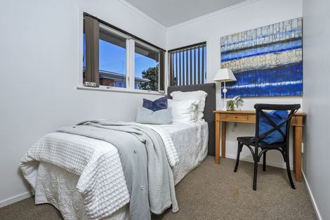 Photo of property in 1/344 Lake Road, Hauraki, Auckland, 0622