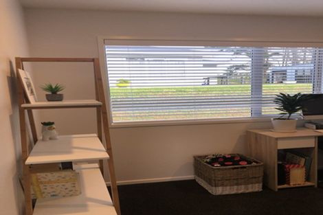 Photo of property in 10 Kuaka Crescent, Mangawhai, 0505