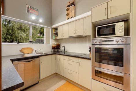 Photo of property in 9 Pamir Place, Welcome Bay, Tauranga, 3112