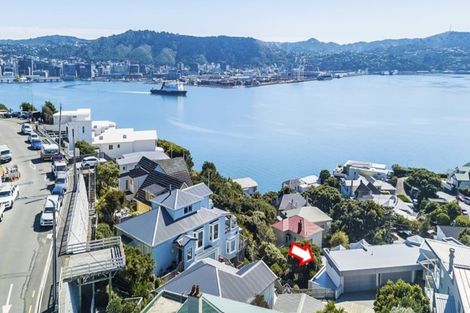 Photo of property in 24a Grafton Road, Roseneath, Wellington, 6011